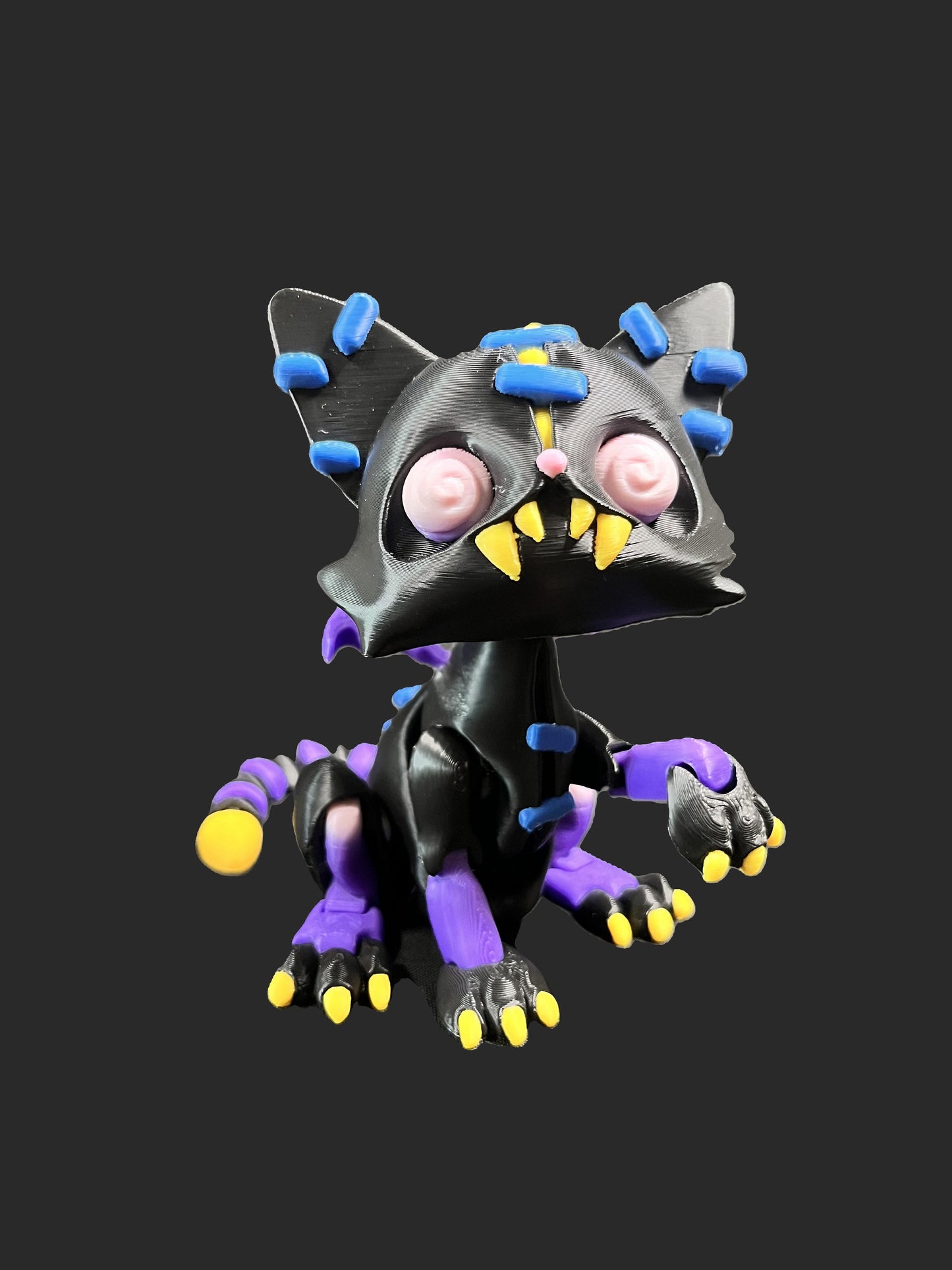 Spooky kitty